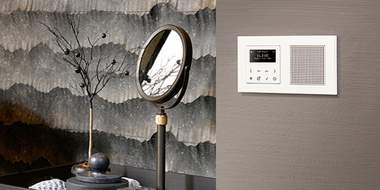 JUNG Smart Radio DAB+ bei Elektro-Geißler GmbH in Weimar