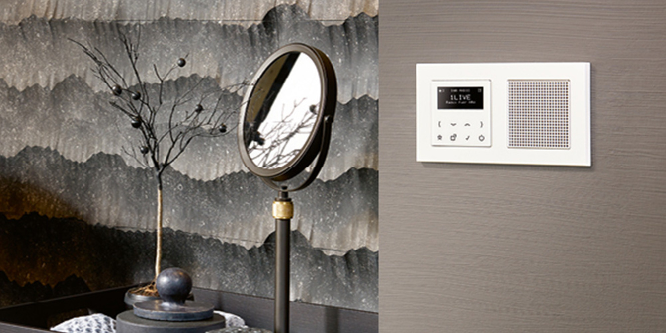 JUNG Smart Radio DAB+ bei Elektro-Geißler GmbH in Weimar